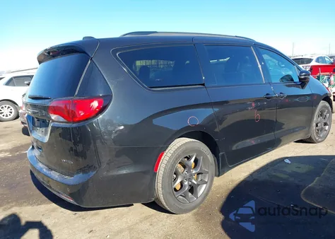 2018 Chrysler Pacifica Limited z USA, uszkodzony, nr VIN 2C4RC1GG6JR310894